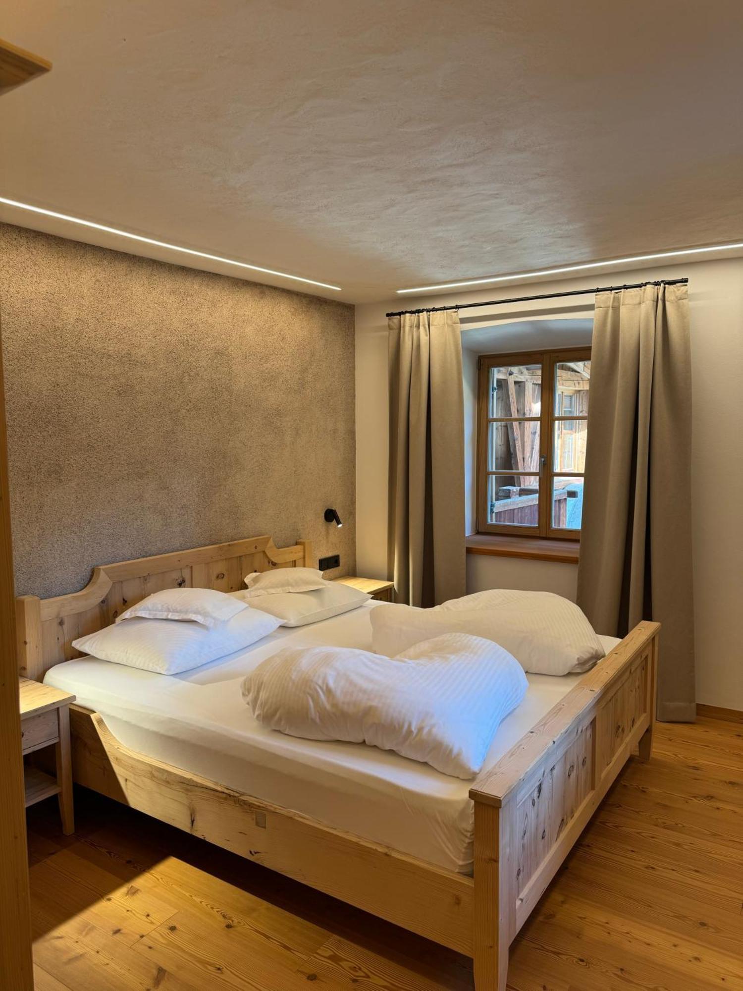 Huber Unterm Baum Apartment Lagundo Cameră foto